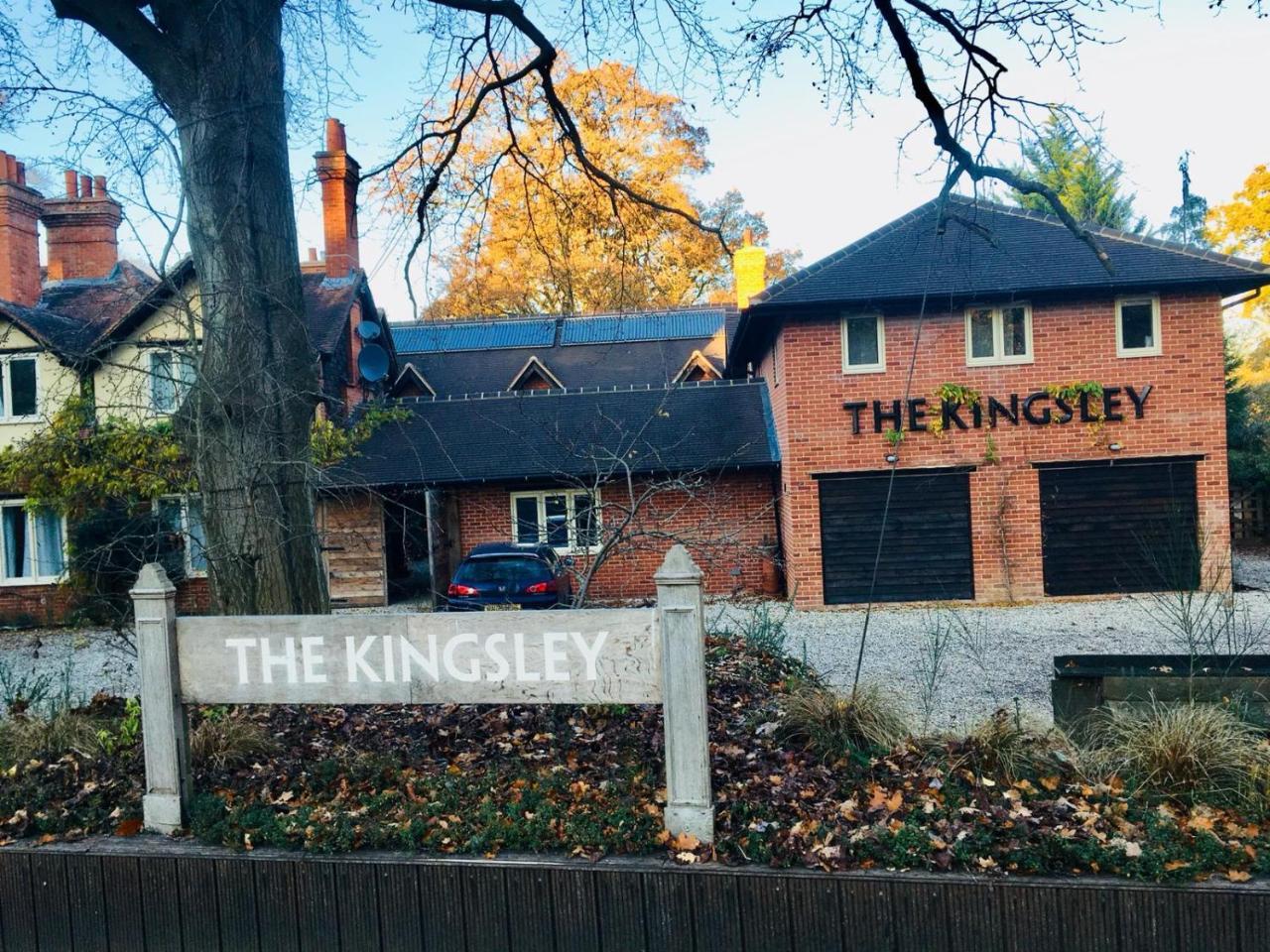 The Kingsley At Eversley Exterior photo